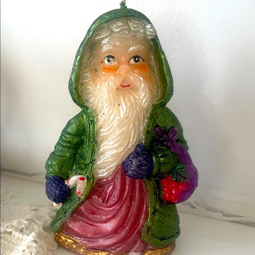 NWOT: Vintage Santa Claus Paraffin Candle
